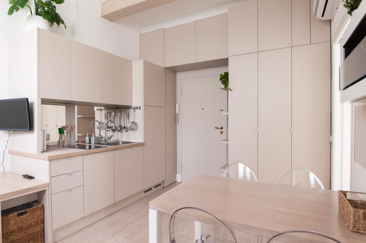 Casa Mimia Youhosty - Castelfidardo 8 Milaan Buitenkant foto